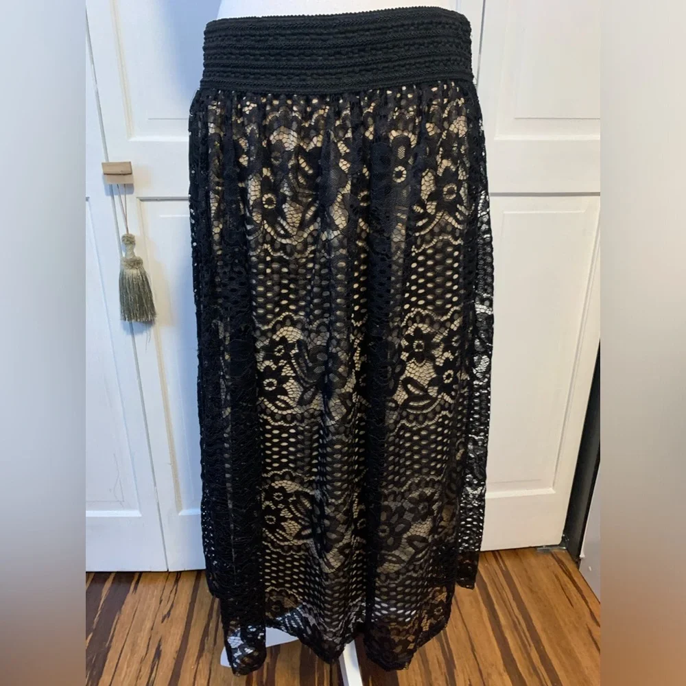 Metro Wear Black Lace Midi Skirt Size XL - Picture 2 of 4